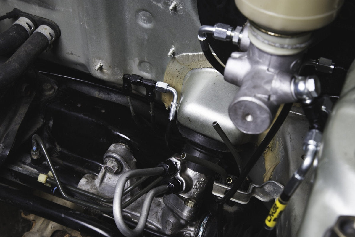 CHASE BAYS Honda Civic (1992-2000) Bremsleitung Relocation Kit für OEM Bremszylinder - PARTS33 GmbH