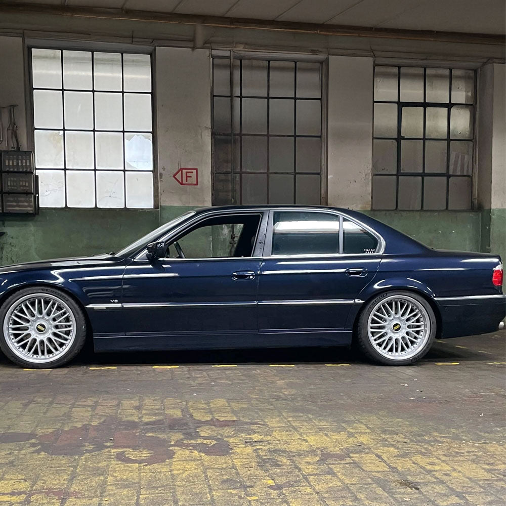 EPYTEC Bremssattel Adapter passend für BMW E38 für 4-Kolben Brembo Sattel mit 370x24mm Bremsscheibe Hinterachse