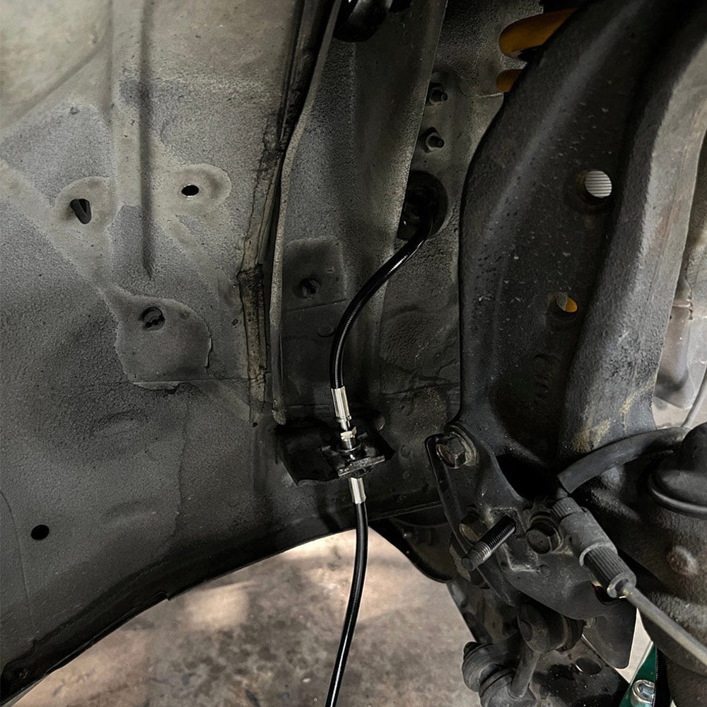 CHASE BAYS Bremsleitung Relocation Kit für OEM Bremszylinder passend für Nissan Skyline R32 / R33 / R34