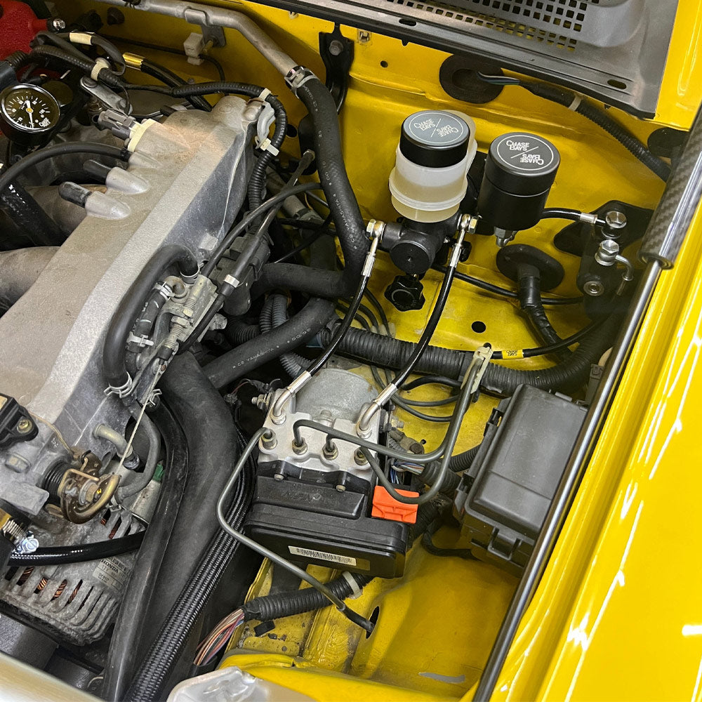 CHASE BAYS Bremsleitung Relocation Kit mit ABS für Zweikolben Brake Booster Eliminator passend für Honda S2000