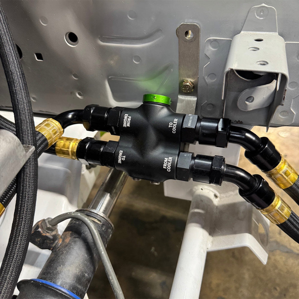CHASE BAYS Thermostatgesteuerter Ölkühler Adapter (Aluminium)