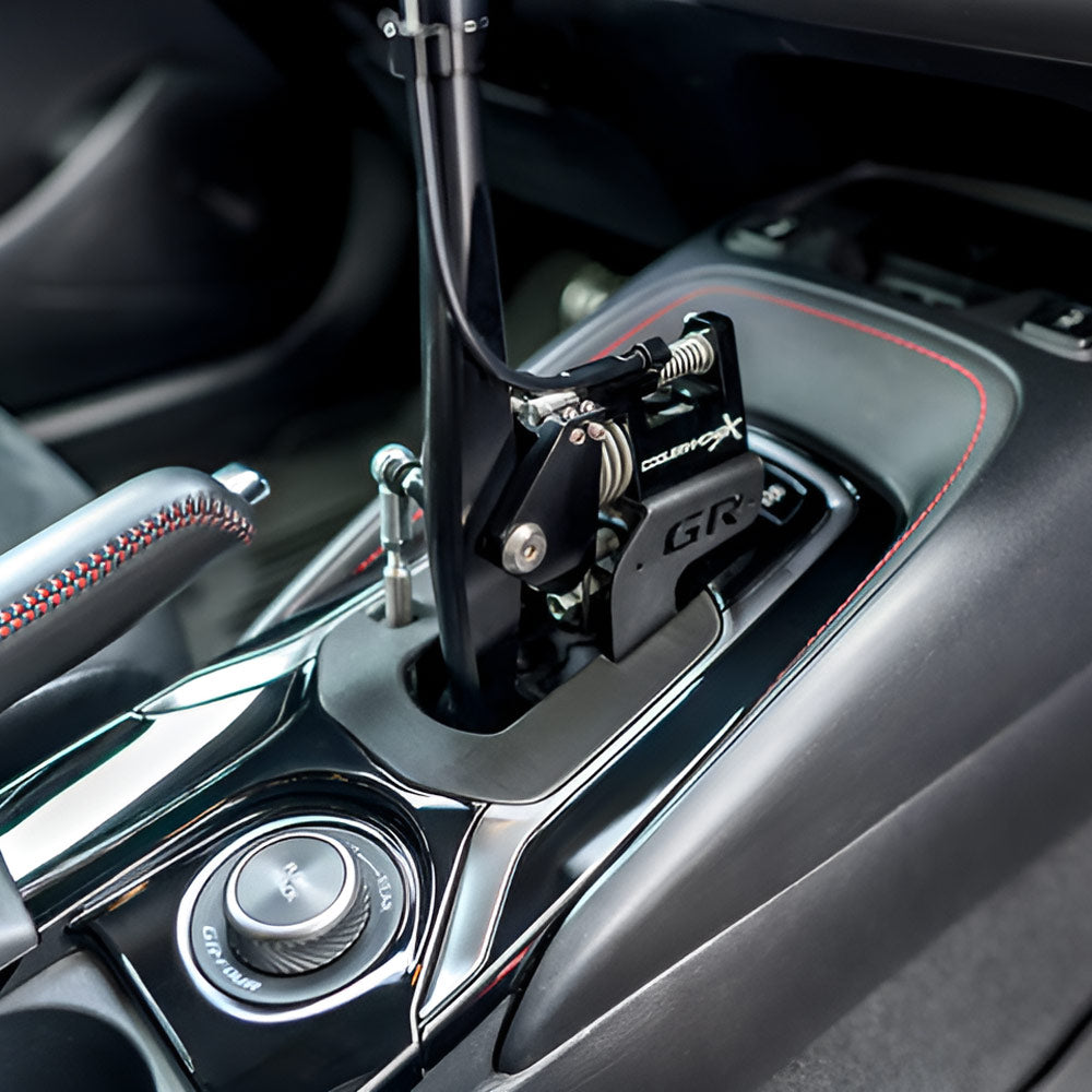 COOLERWORX Short Shifter Blende Mittelkonsole passend für Toyota Corolla GR