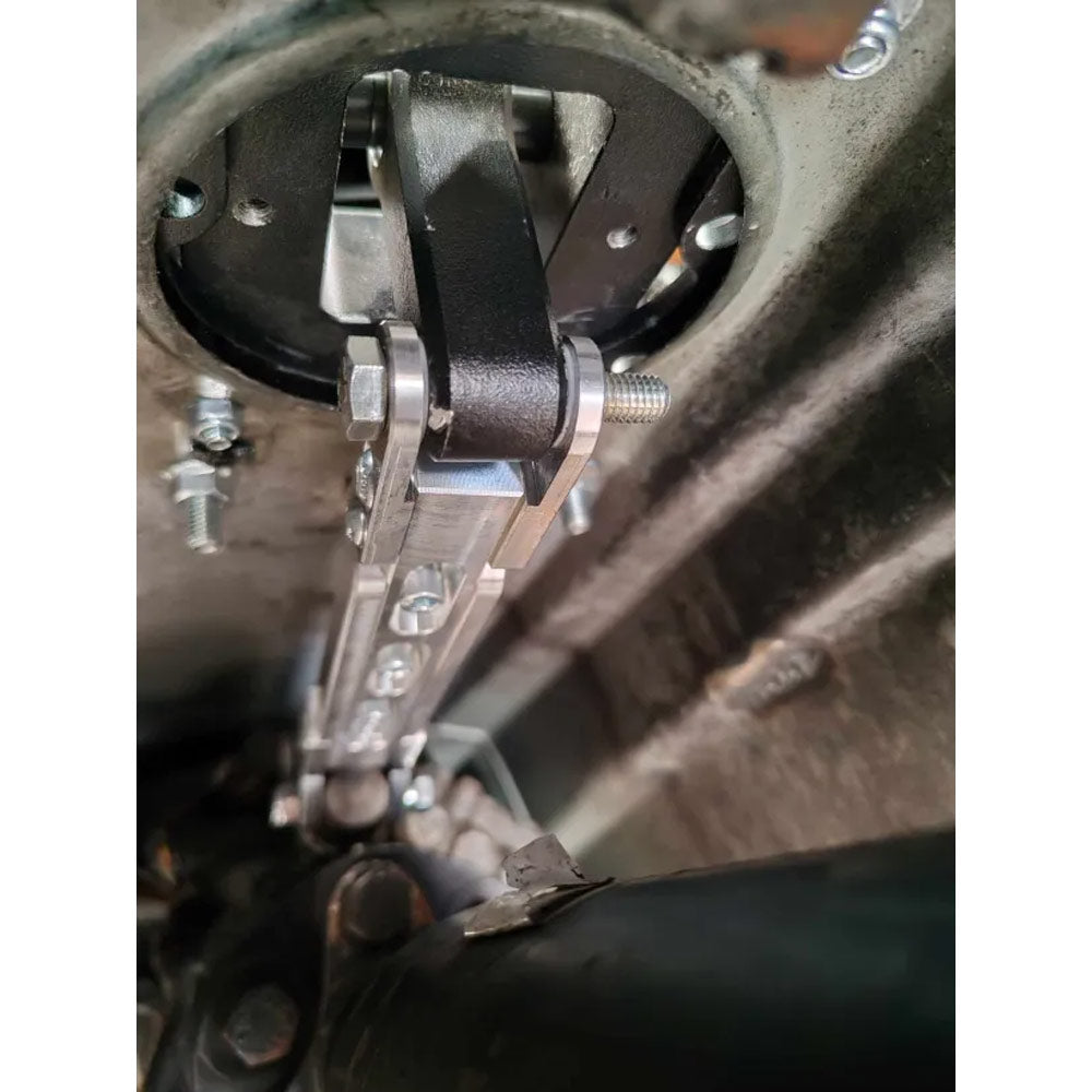 FAMEFORM Getriebe Schaltführung passend für BMW E30 E36 E46 E39 E90 E92 mit Short Shifter einstellbar (Aluminium)