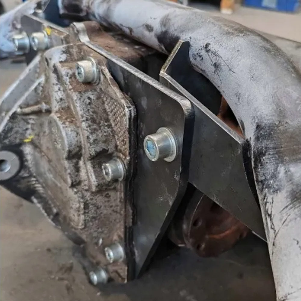 FAMEFORM Verstärkungsblech Differentialhalterung passend für BMW E46 Typ 168 188 (Stahl / zum Einschweißen)