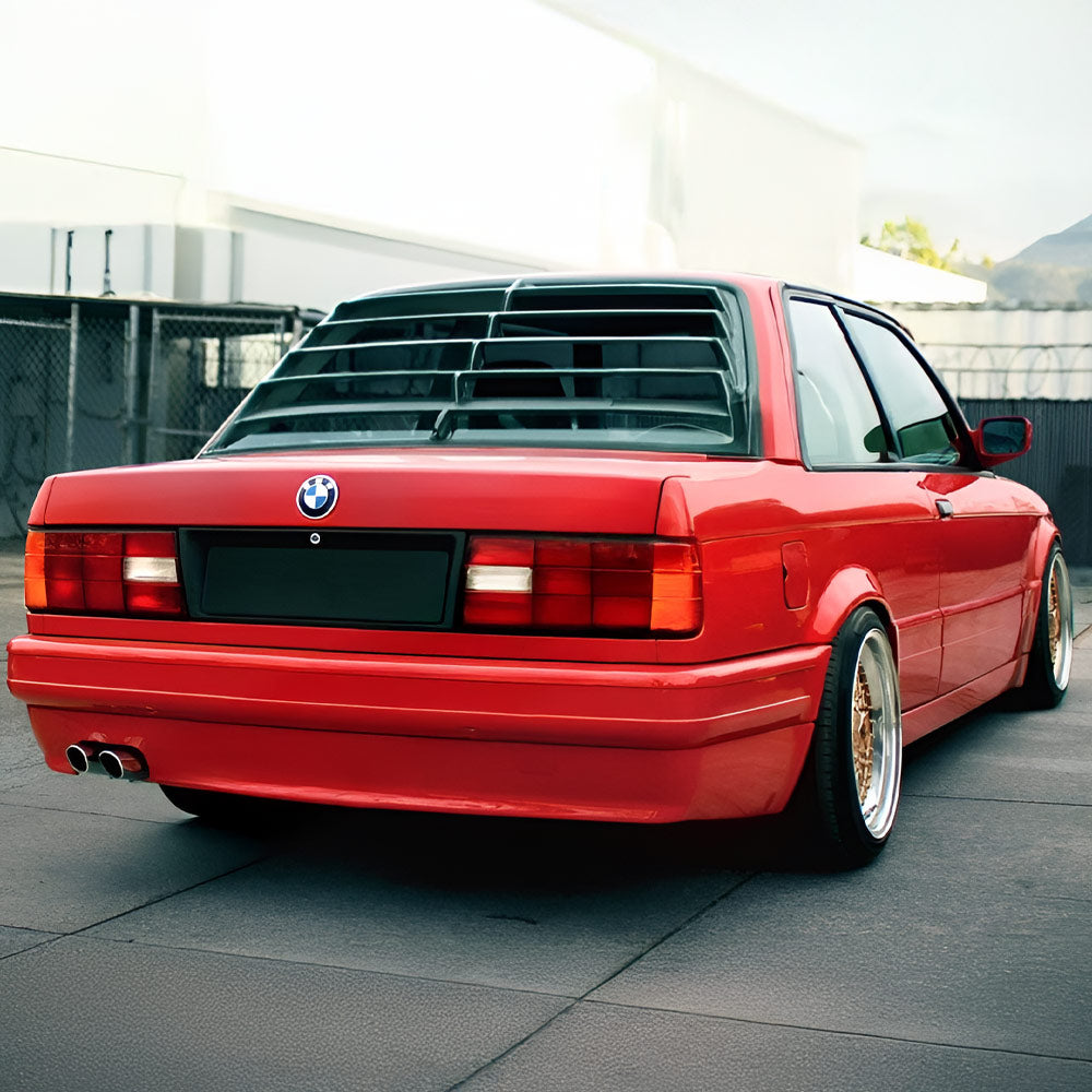 SEKCUSTOMS Katzentreppe Louver passend für BMW E30 Limousine / Coupe