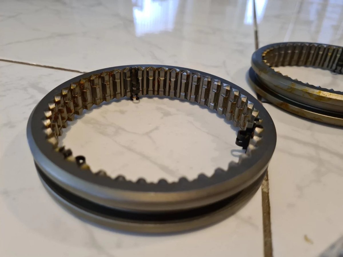 SPEEDTEK Schaltmuffe 3. - 4. Gang & Heavy Duty Schalteinsätze Nissan Skyline RB25 RB26 - PARTS33 GmbH