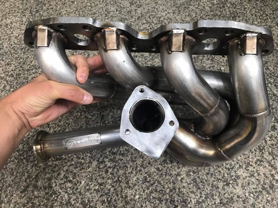 SPEEDTEK Abgaskrümmer Nissan Silvia S13 S14 S15 SR20 TD06 Mid Mount - PARTS33 GmbH