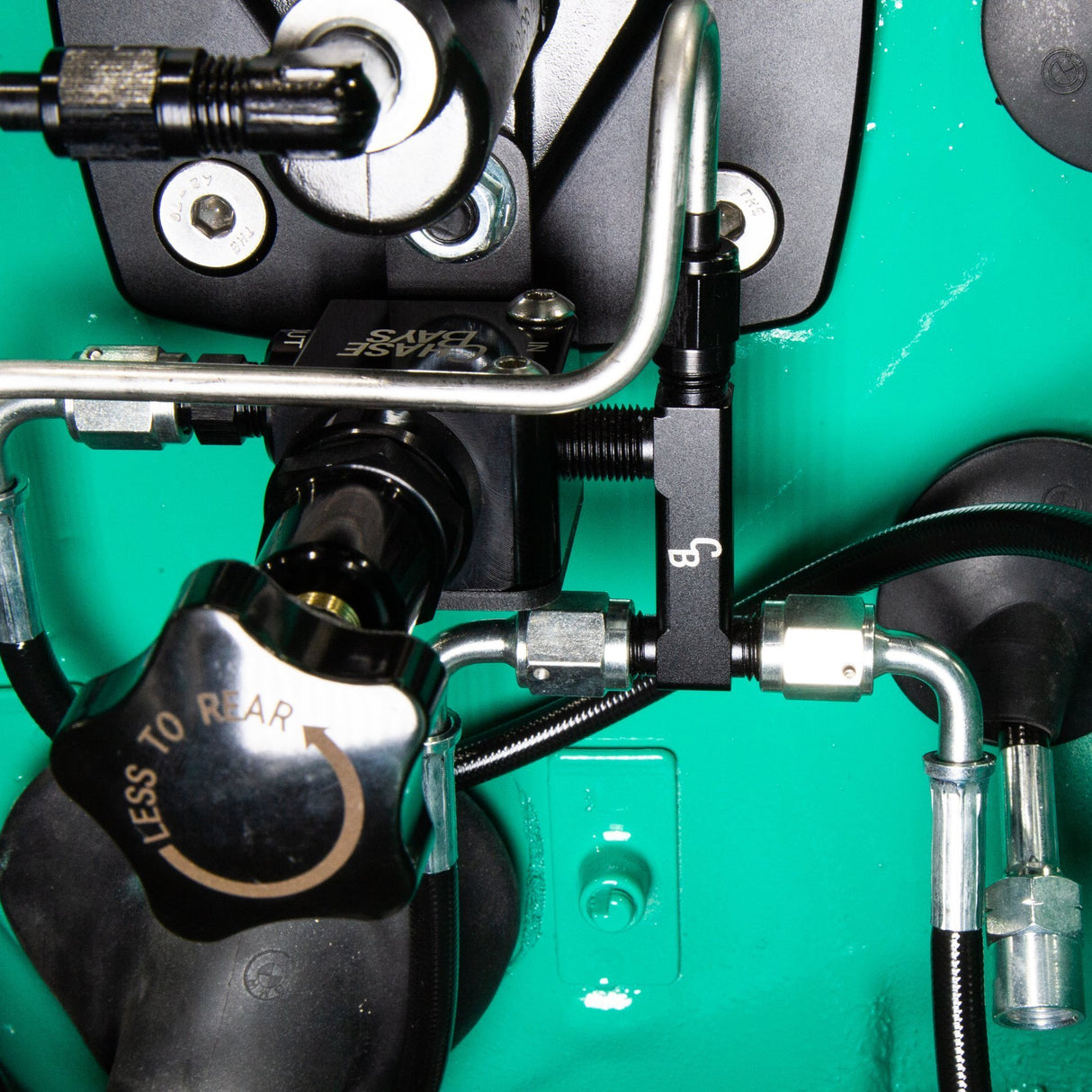 CHASE BAYS Bremsleitung Relocation Kit für Brake Booster Eliminator passend für BMW E30