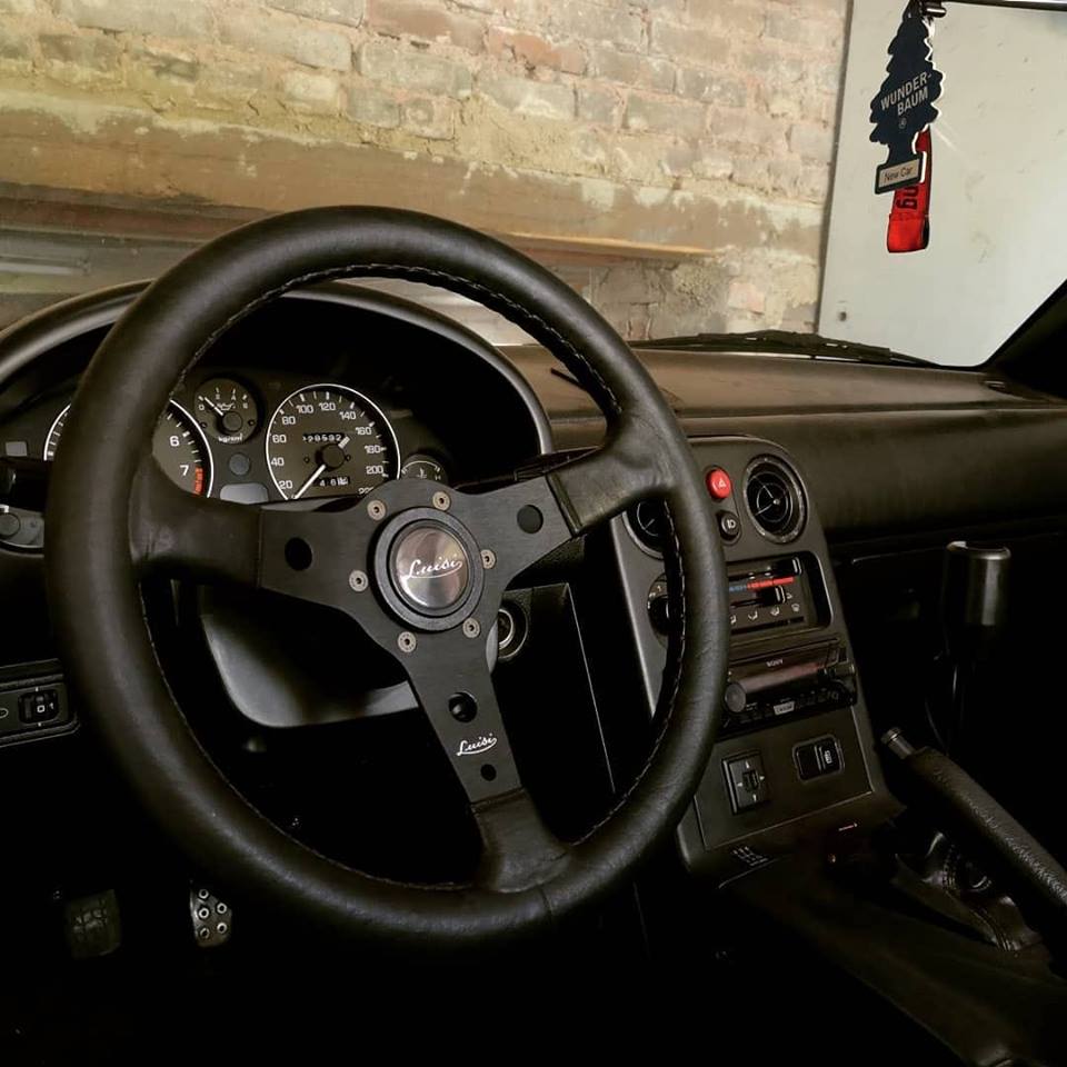 LUISI Versilia Sportlenkrad Kunstleder schwarz (geschüsselt / mit TÜV)