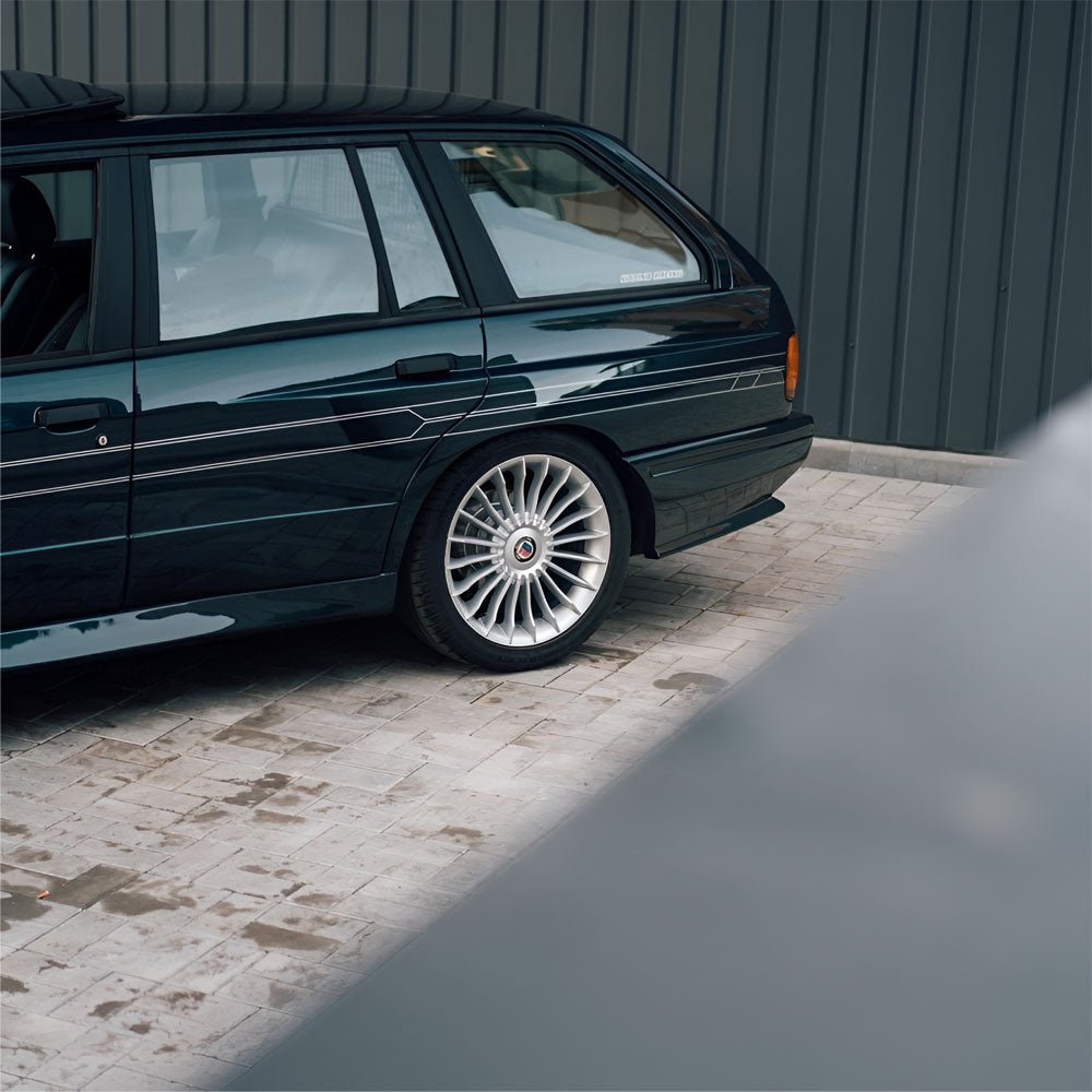 VAUTOSPORT BMW E30 M3 Bodykit (Touring) - PARTS33 GmbH