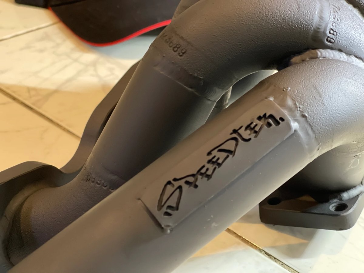 SPEEDTEK Abgaskrümmer Nissan Silvia S13 S14 S15 SR20DET HKS Style Low Mount - PARTS33 GmbH