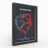 AP10 Silverstone 3D Poster (gerahmt)