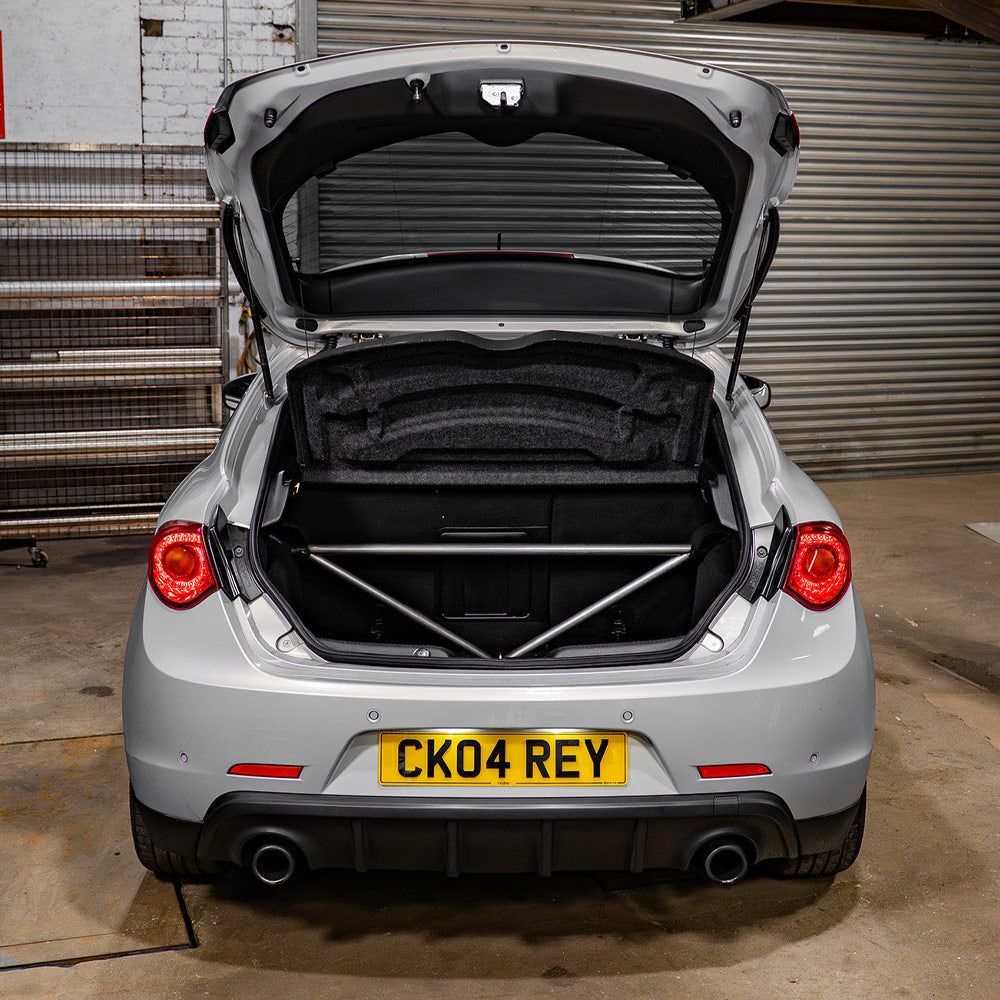 BAF MOTORSPORT Versteifungsstrebe passend für Alfa Romeo Giulietta 940 (4-Punkt / eintragungsfrei)