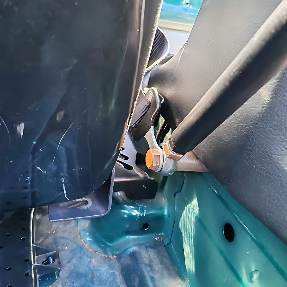 FAMEFORM Gurtstrebe passend für BMW E36 (Stahl)