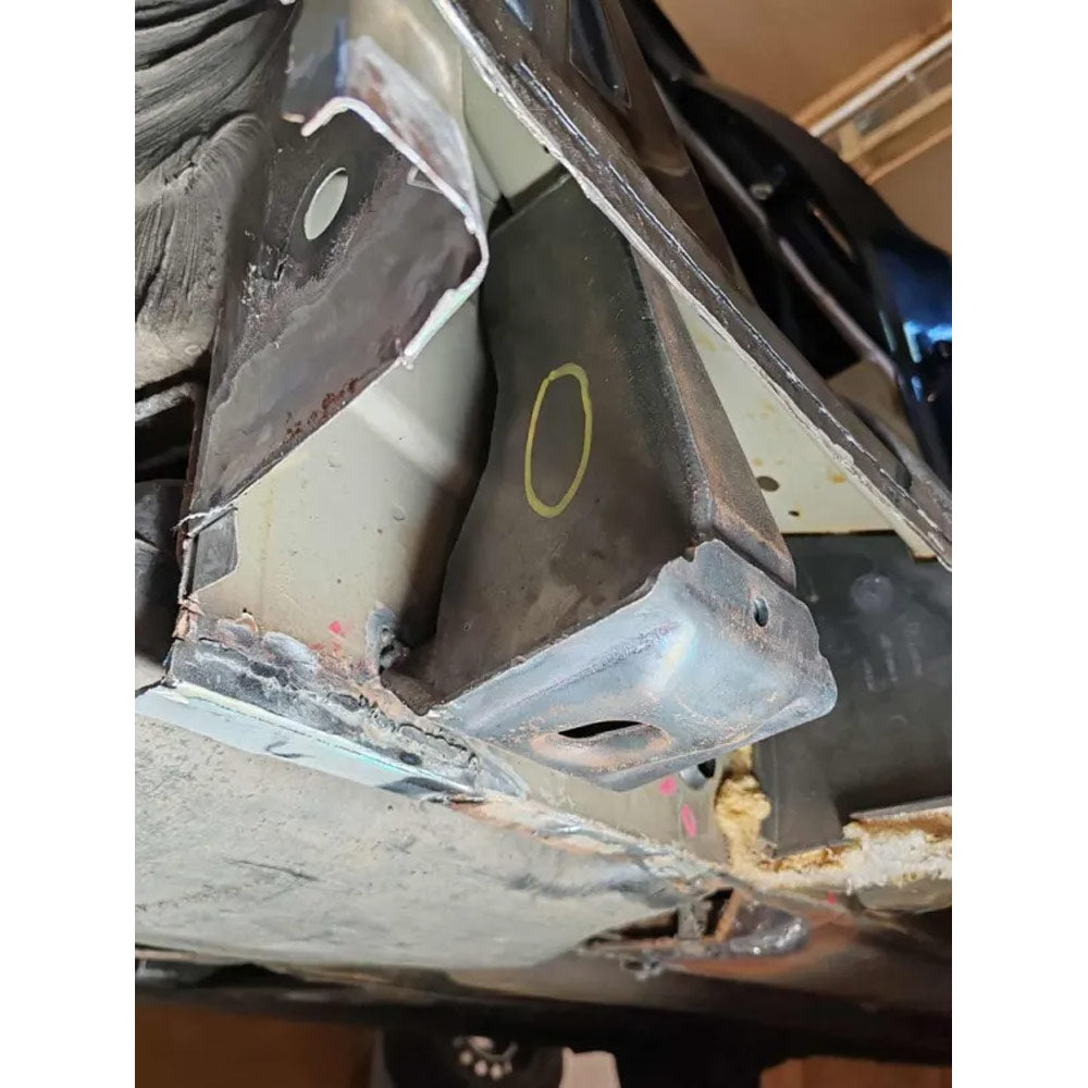 FAMEFORM Reparaturbleche Einschweissbleche Wagenheberaufnahme passend für BMW E39 Hinterachse (Stahl)
