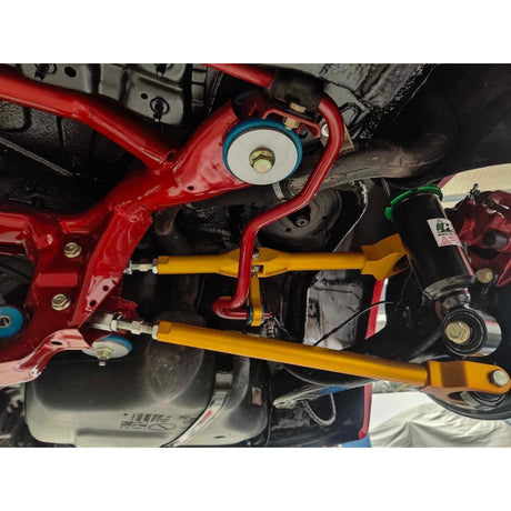 IRP Querlenker Camber Arms mit Stabi-Aufnahme passend für BMW E46 Hinterachse oben einstellbar Set Uniball (Aluminium)