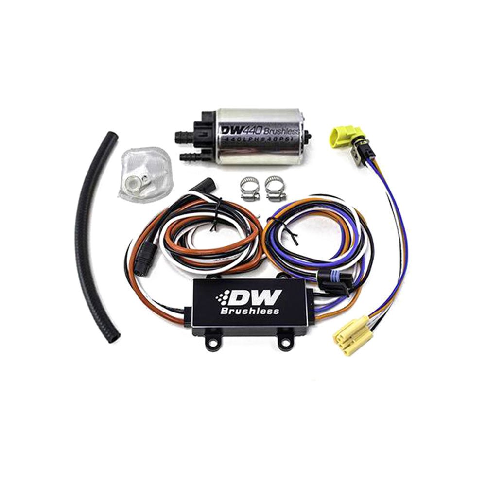 DEATSCHWERKS bürstenlose Kraftstoffpumpe DW440 universal 440 Liter/Stunde mit PWM Controller - PARTS33 GmbH