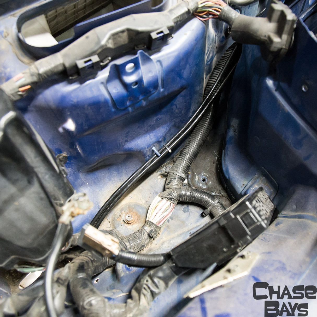 CHASE BAYS Nissan 350Z Infiniti G35 Bremsleitung Relocation Kit für OEM Bremszylinder inBay - PARTS33 GmbH