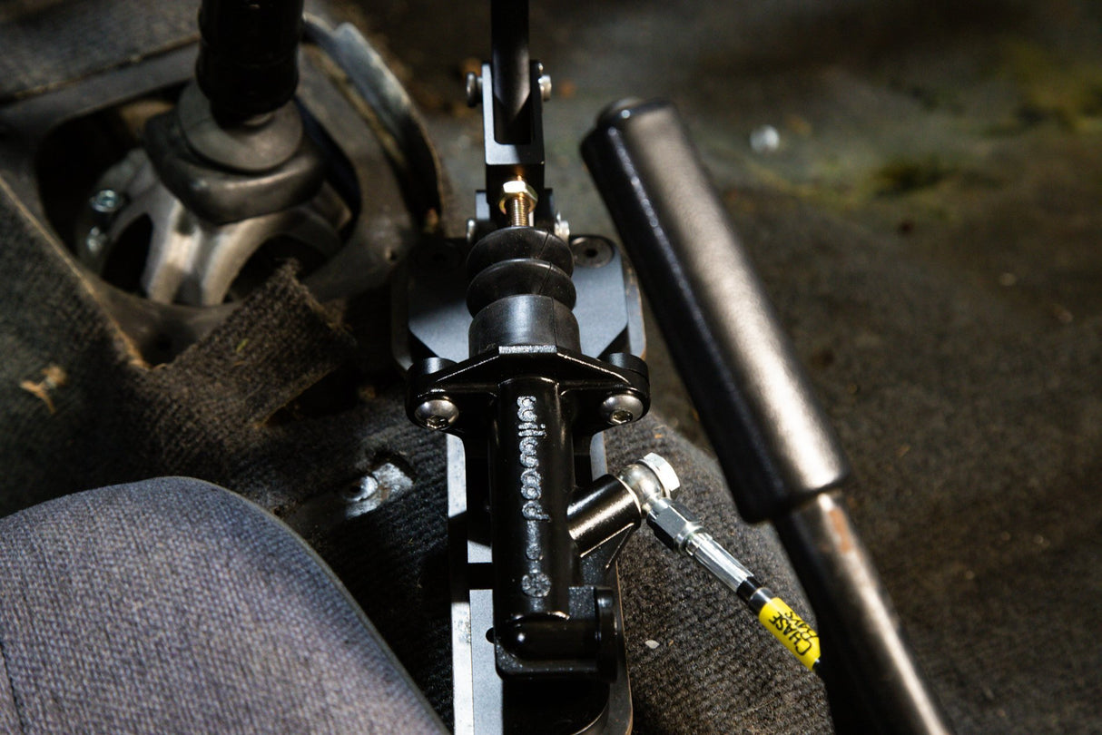 CHASE BAYS Toyota AE86 Corolla Handbremsleitung Kit für Fly-Off - PARTS33 GmbH